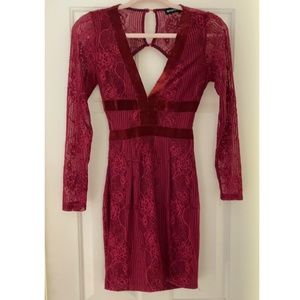 PrettyLittleThing Burgundy Bodycon Mini Dress Size 4